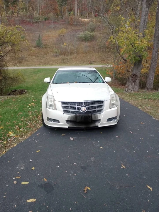 2011 Cadillac CTS-V 2nd Gen - Image 2 of 7