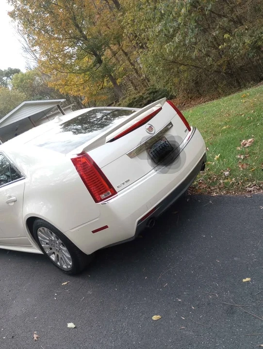 2011 Cadillac CTS-V 2nd Gen - Image 4 of 7