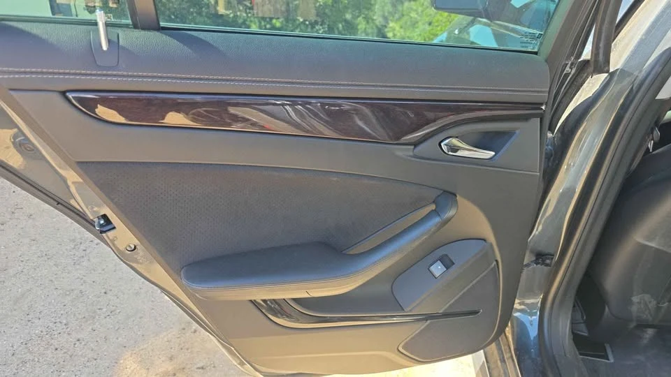 2011 Cadillac CTS-V 2nd Gen - Image 16 of 18