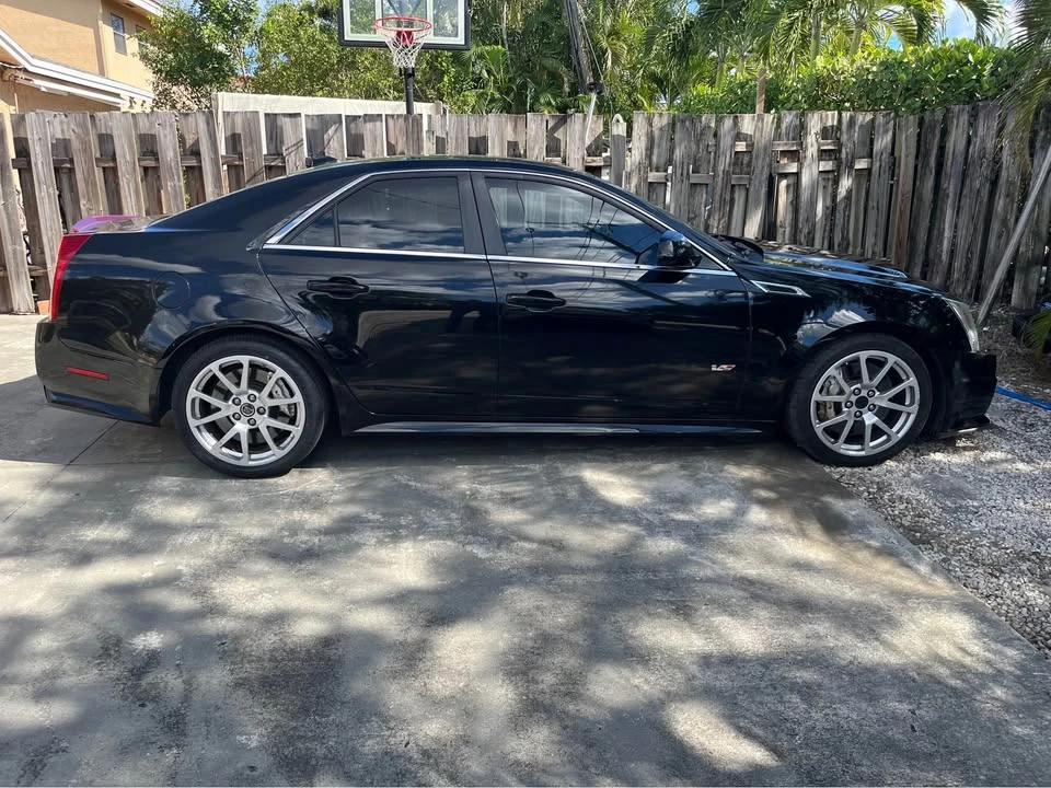 2011 Cadillac CTS-V 2nd Gen - Image 2 of 16
