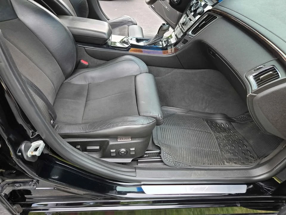 2011 Cadillac CTS-V 2nd Gen - Image 10 of 19