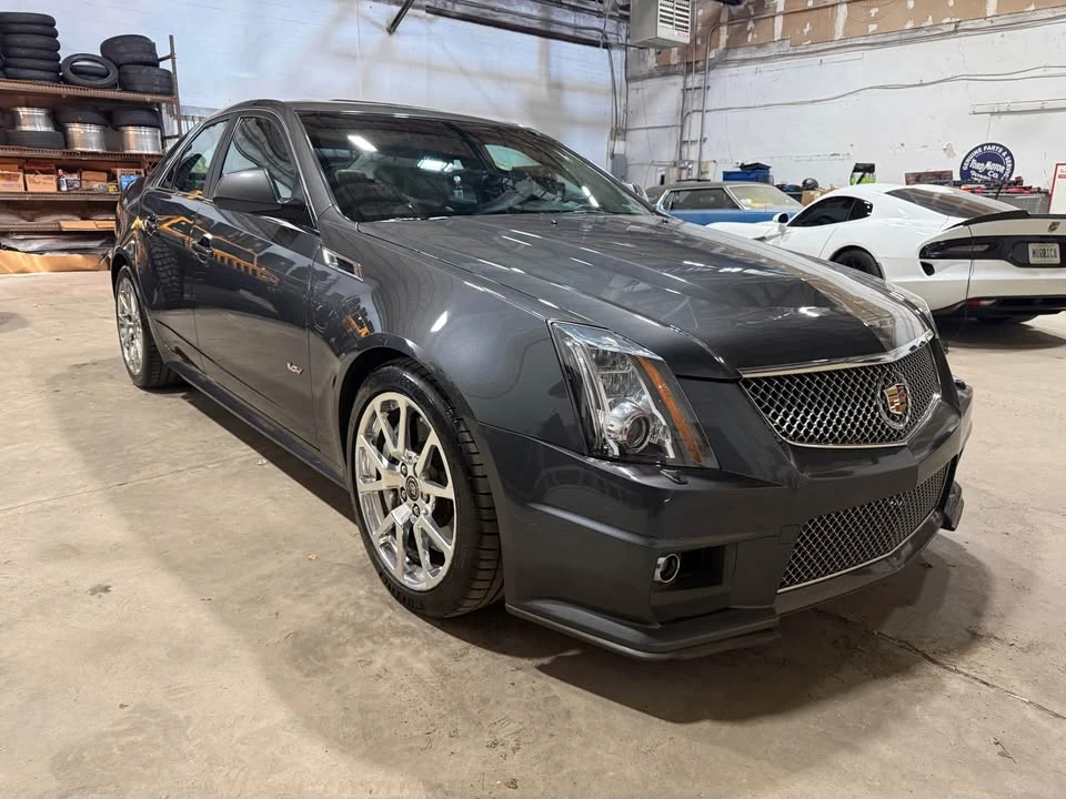 2011 Cadillac CTS-V 2nd Gen - Image 2 of 9