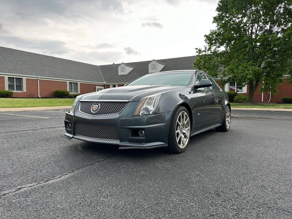 2011 Cadillac CTS-V 2nd Gen - Image 3 of 31