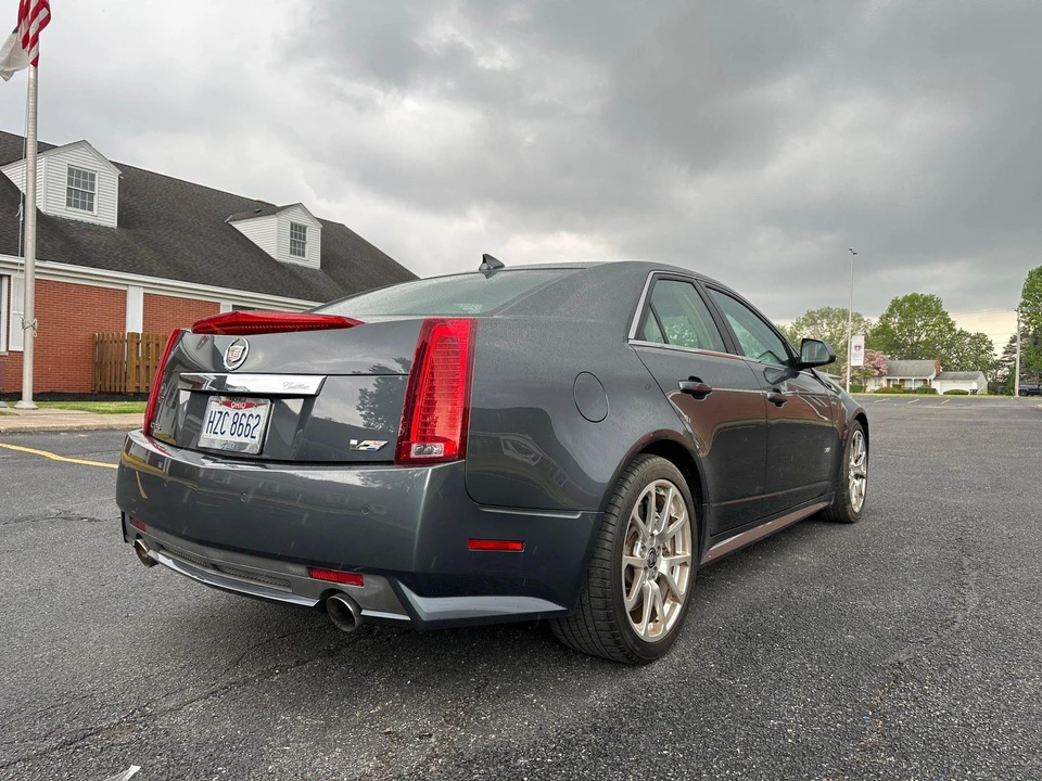 2011 Cadillac CTS-V 2nd Gen - Image 15 of 31
