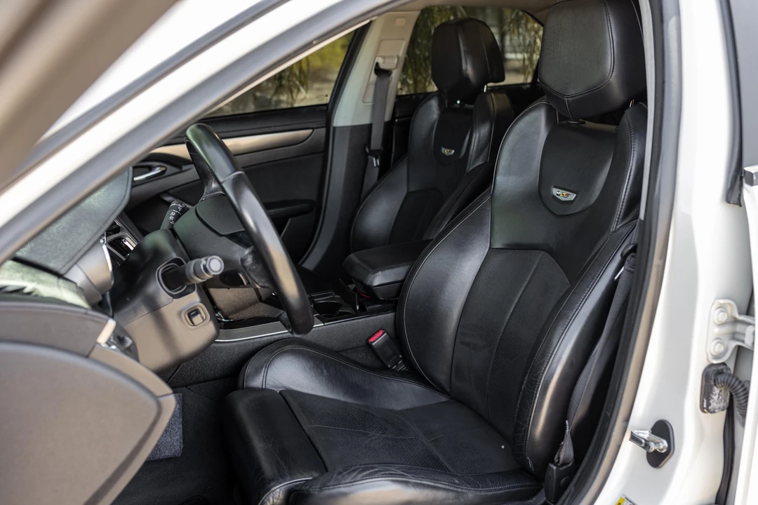 2011 Cadillac CTS-V 2nd Gen - Image 26 of 31