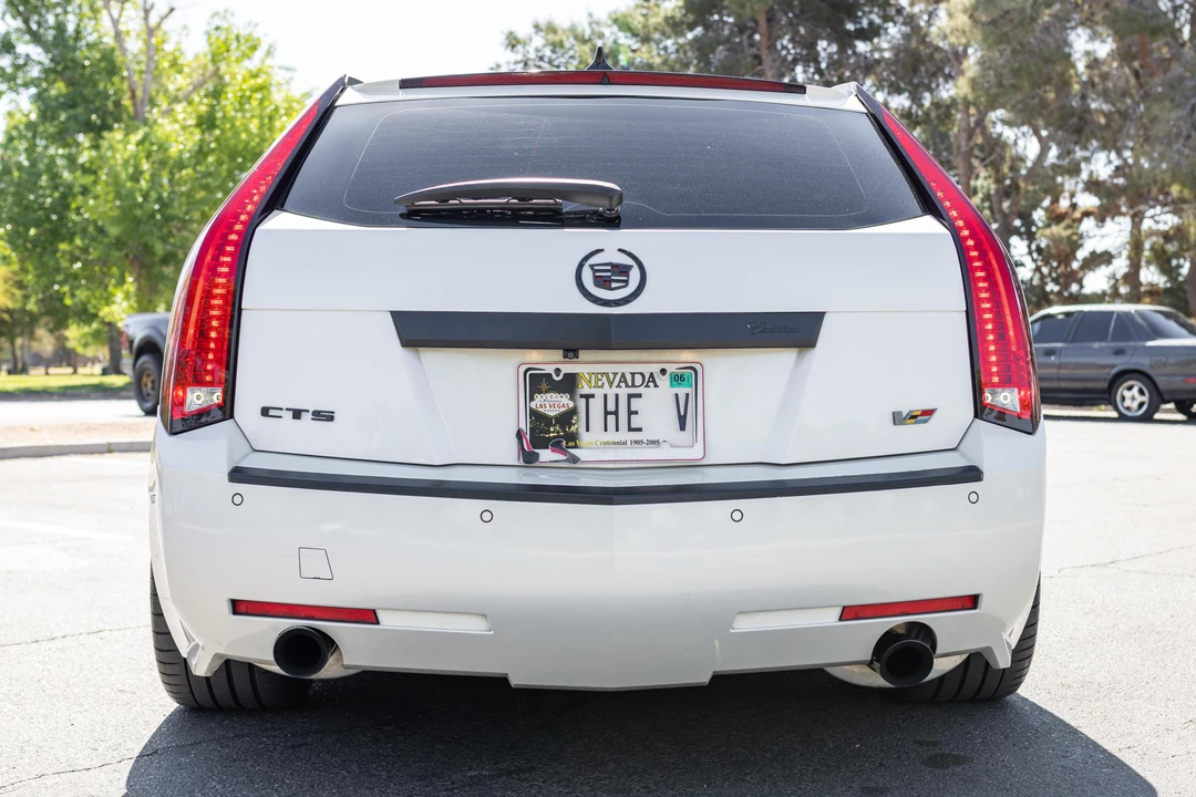 2011 Cadillac CTS-V 2nd Gen - Image 5 of 31