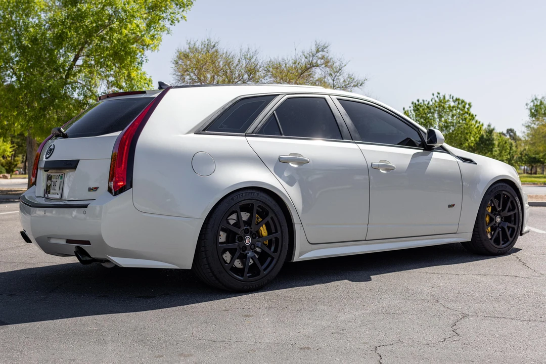 2011 Cadillac CTS-V 2nd Gen - Image 4 of 31