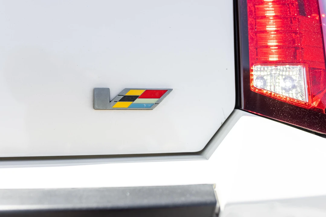 2011 Cadillac CTS-V 2nd Gen - Image 18 of 31