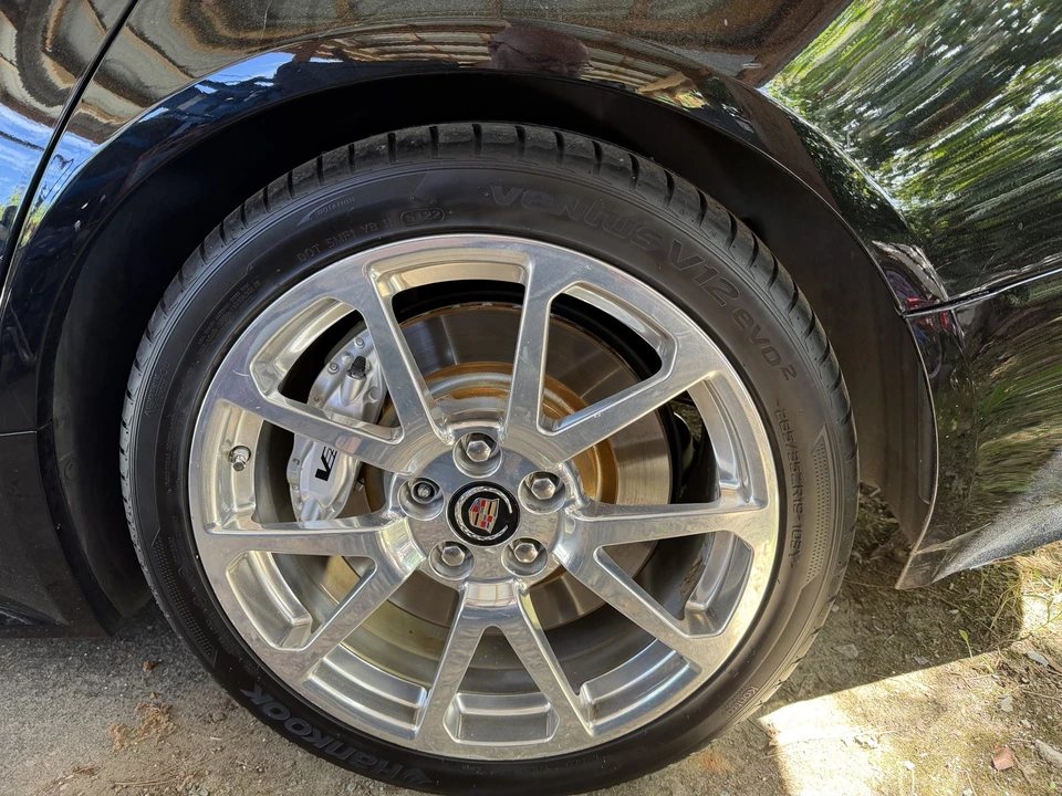 2011 Cadillac CTS-V 2nd Gen - Image 24 of 31