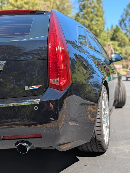 2011 Cadillac CTS-V 2nd Gen - Image 14 of 31