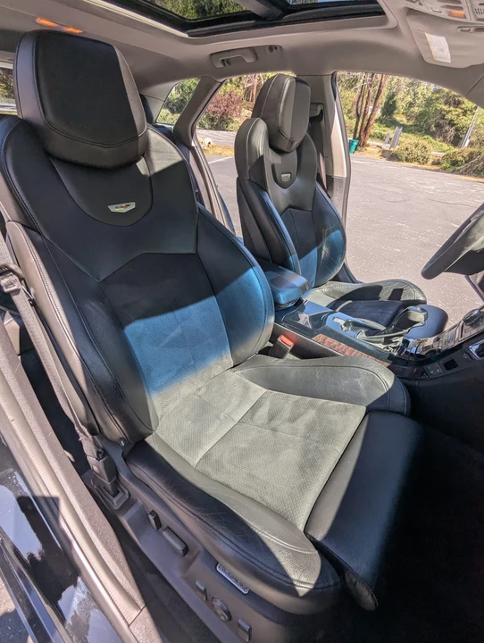 2011 Cadillac CTS-V 2nd Gen - Image 26 of 31