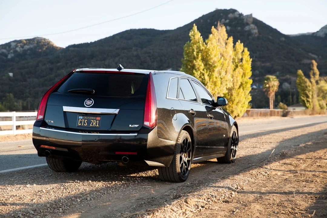 2011 Cadillac CTS-V 2nd Gen - Image 10 of 31