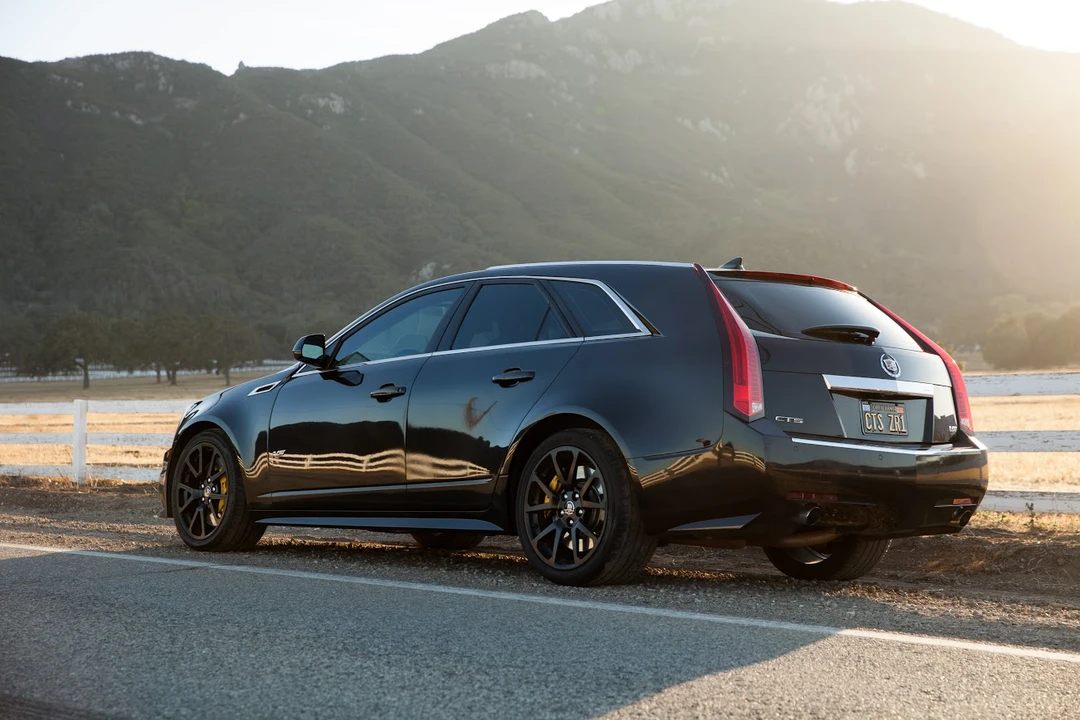 2011 Cadillac CTS-V 2nd Gen - Image 7 of 31