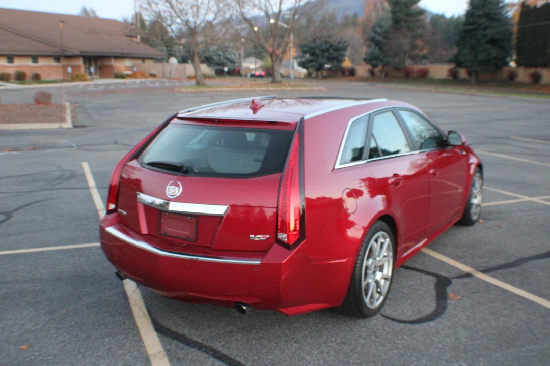 2011 Cadillac CTS-V 2nd Gen - Image 10 of 31