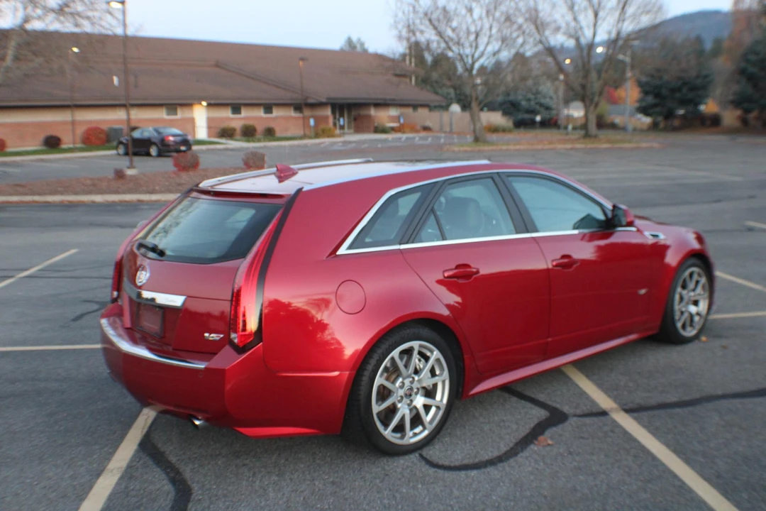 2011 Cadillac CTS-V 2nd Gen - Image 11 of 31