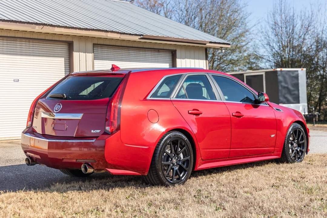 2011 Cadillac CTS-V 2nd Gen - Image 3 of 31