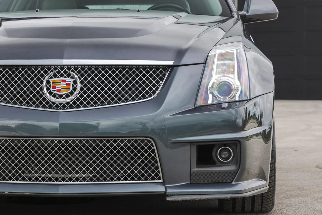 2011 Cadillac CTS-V 2nd Gen - Image 28 of 31