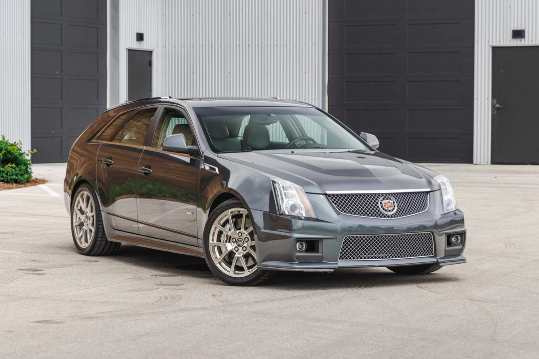 2011 Cadillac CTS-V 2nd Gen - Image 9 of 31