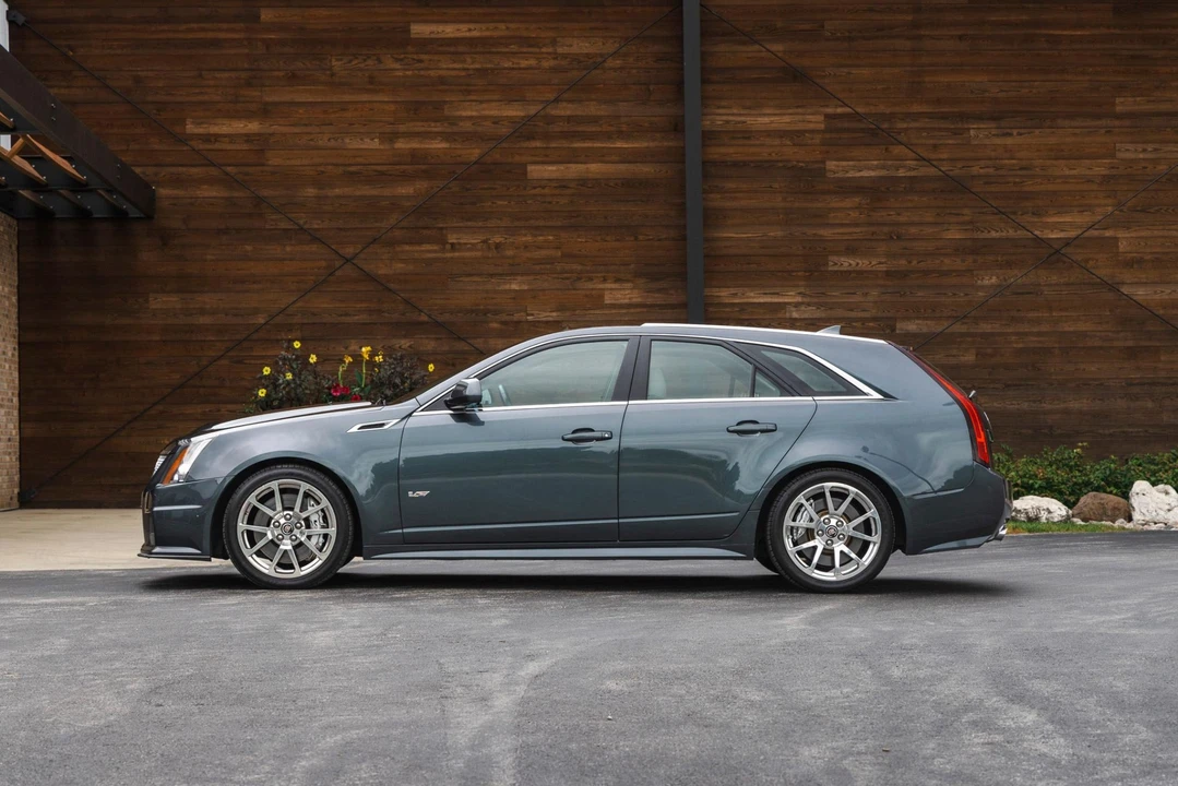 2011 Cadillac CTS-V 2nd Gen - Image 21 of 31