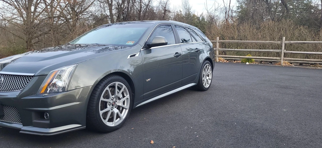 2011 Cadillac CTS-V 2nd Gen - Image 26 of 31