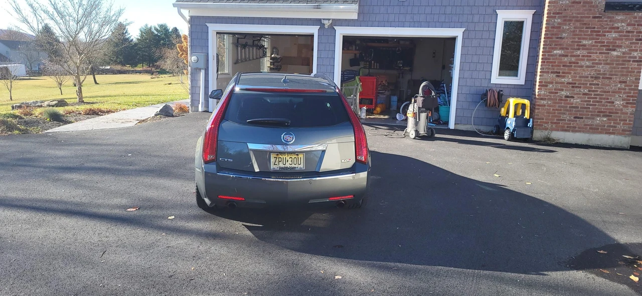 2011 Cadillac CTS-V 2nd Gen - Image 15 of 31