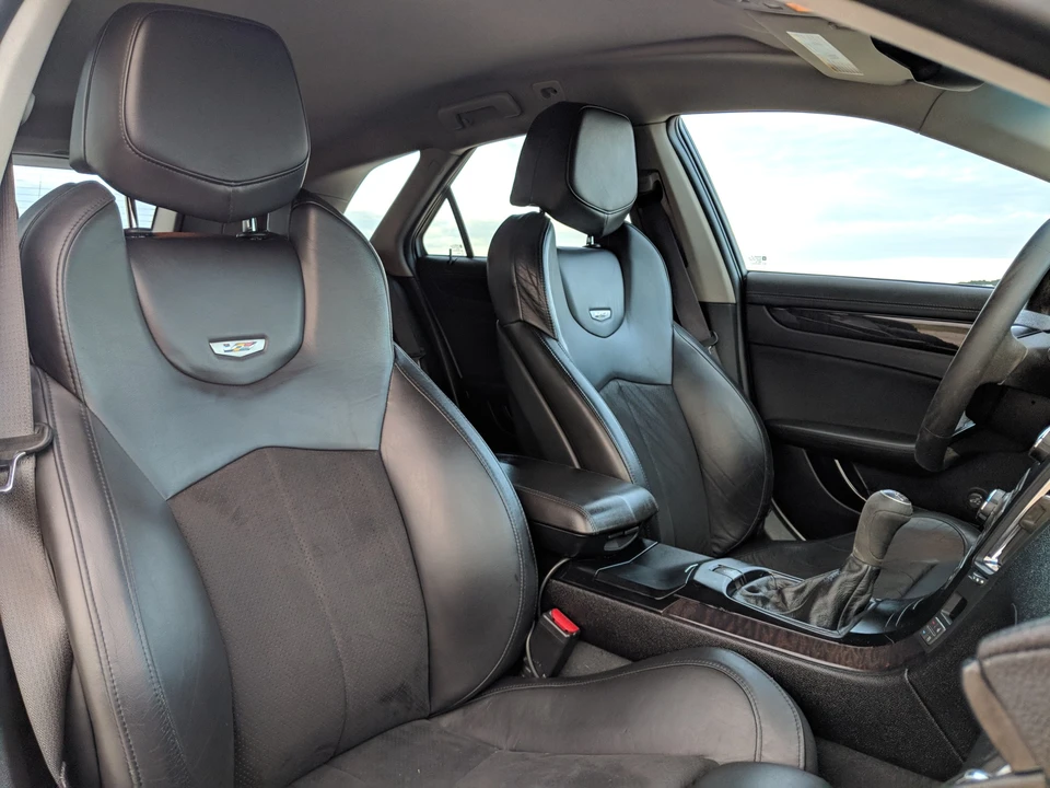 2011 Cadillac CTS-V 2nd Gen - Image 28 of 31