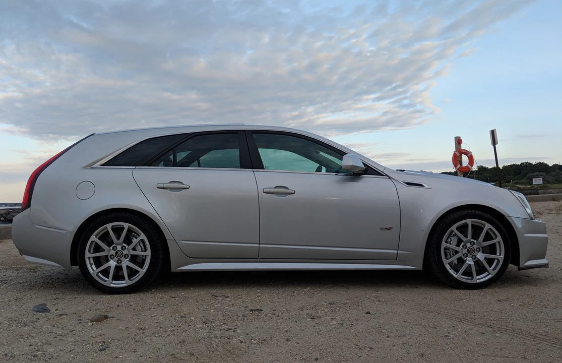 2011 Cadillac CTS-V 2nd Gen - Image 8 of 31