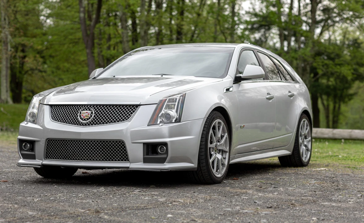 2011 Cadillac CTS-V 2nd Gen - Image 4 of 31