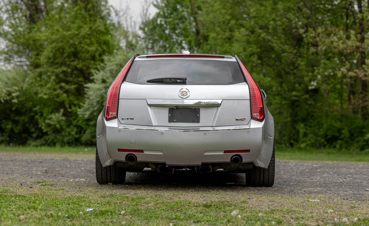 2011 Cadillac CTS-V 2nd Gen - Image 10 of 31