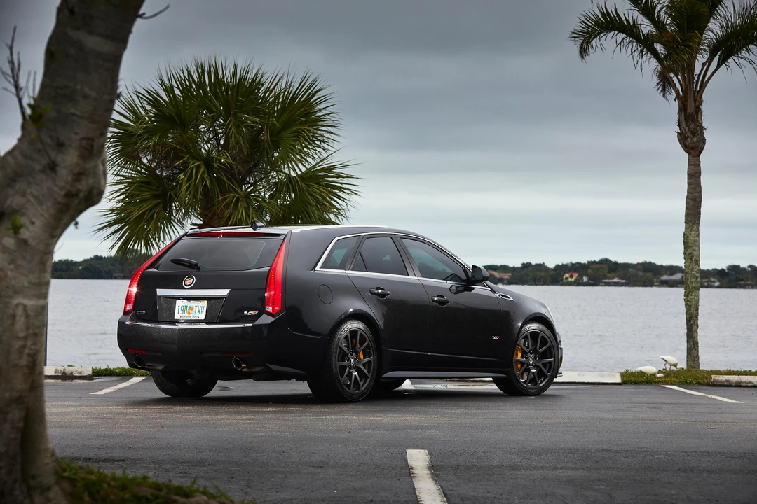 2011 Cadillac CTS-V 2nd Gen - Image 17 of 31