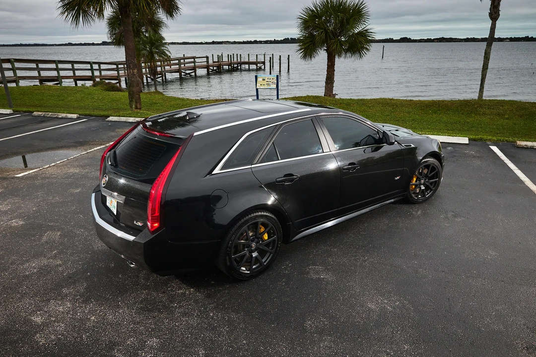 2011 Cadillac CTS-V 2nd Gen - Image 19 of 31