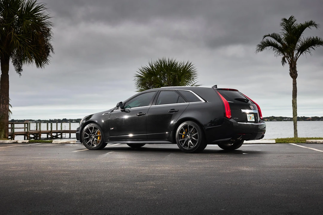2011 Cadillac CTS-V 2nd Gen - Image 10 of 31