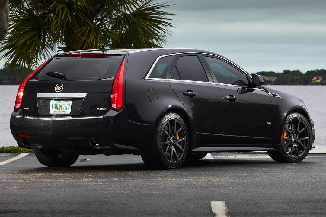 2011 Cadillac CTS-V 2nd Gen - Image 4 of 31