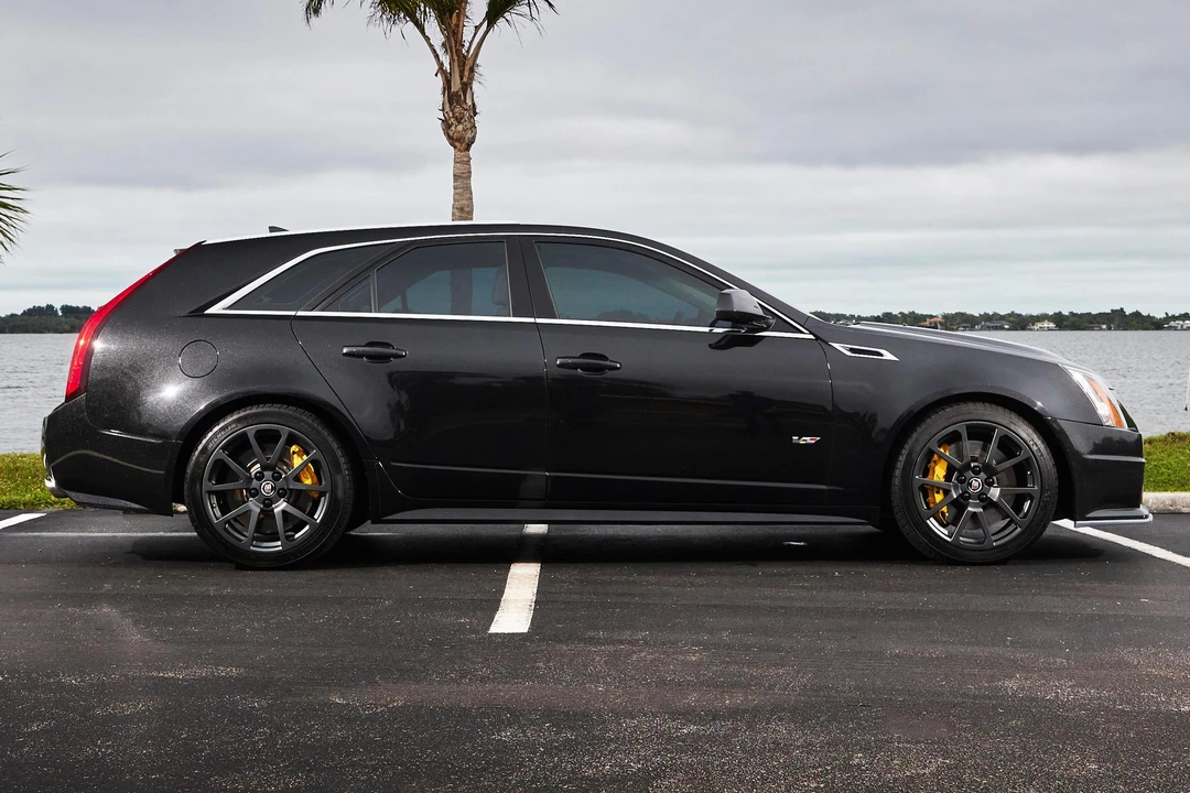 2011 Cadillac CTS-V 2nd Gen - Image 3 of 31