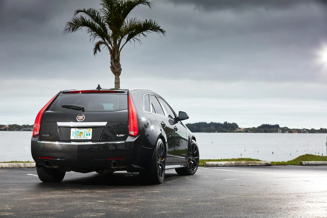 2011 Cadillac CTS-V 2nd Gen - Image 15 of 31
