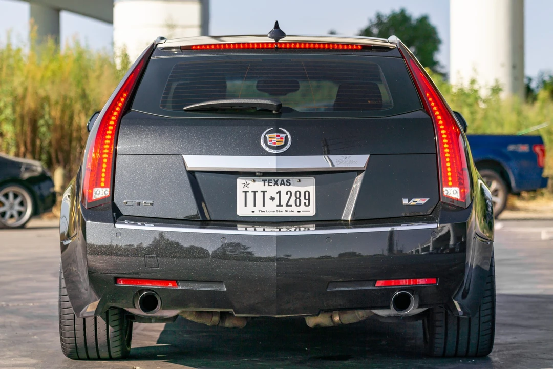 2011 Cadillac CTS-V 2nd Gen - Image 8 of 31