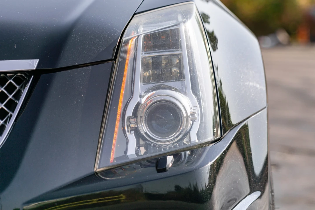 2011 Cadillac CTS-V 2nd Gen - Image 17 of 31