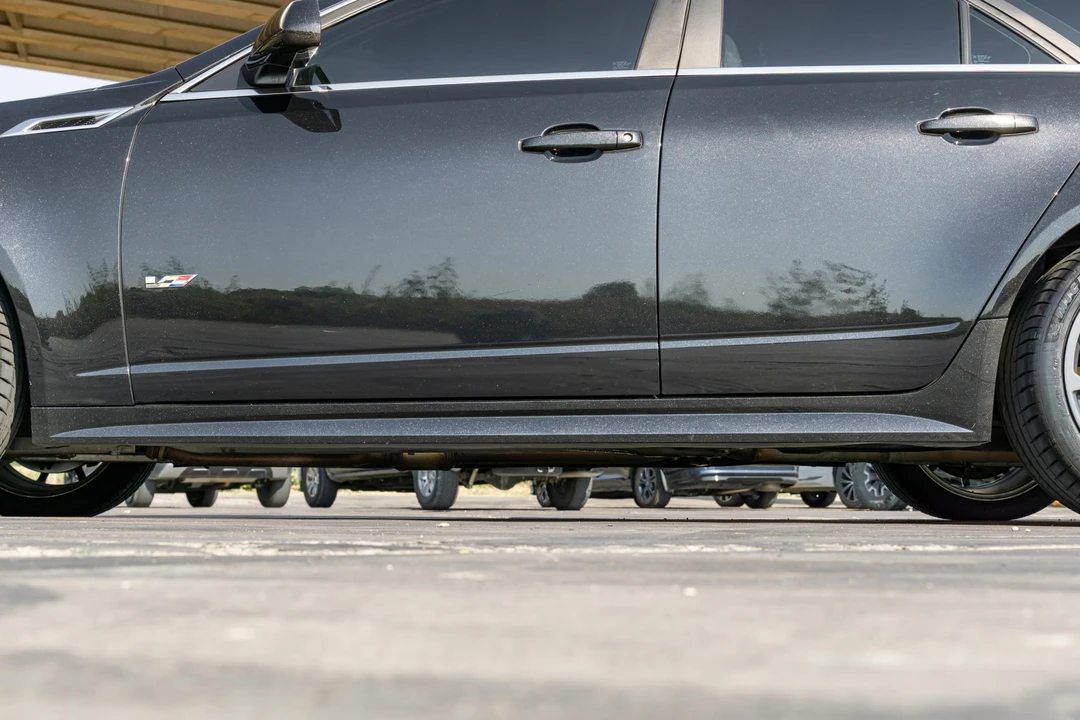 2011 Cadillac CTS-V 2nd Gen - Image 24 of 31