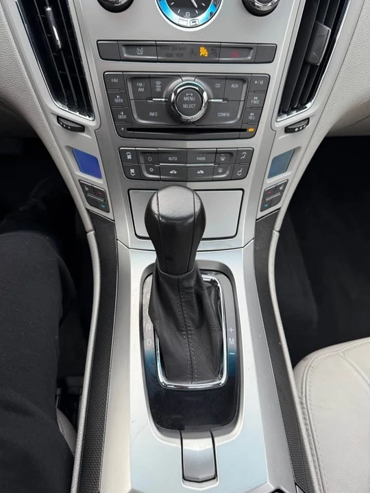 2011 Cadillac CTS 2nd Gen - Image 16 of 20