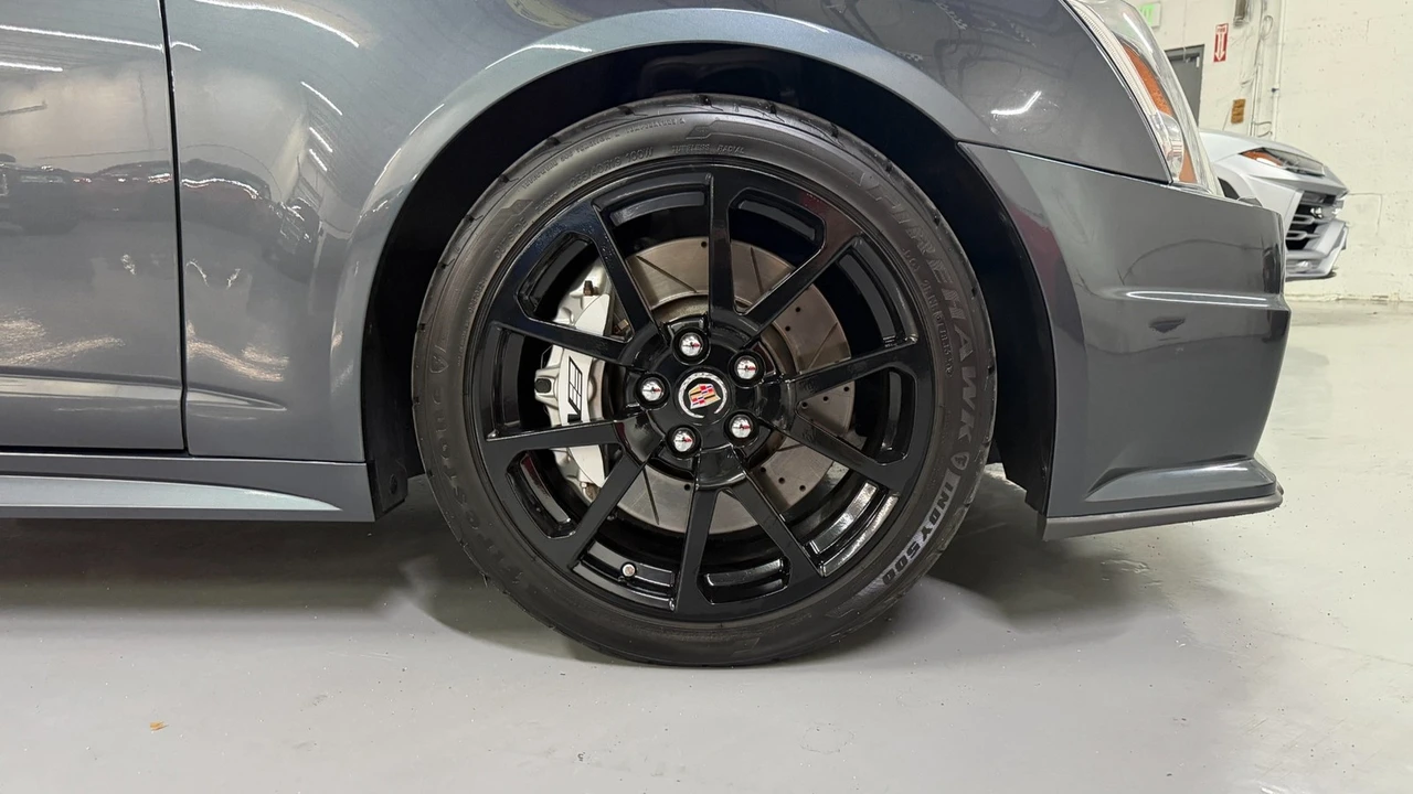 2011 Cadillac CTS-V 2nd Gen - Image 28 of 31