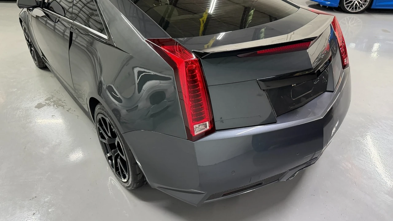 2011 Cadillac CTS-V 2nd Gen - Image 17 of 31