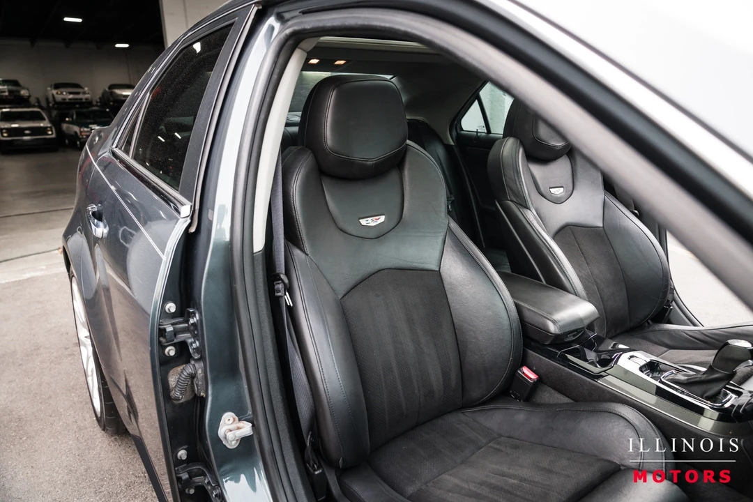 2011 Cadillac CTS-V 2nd Gen - Image 28 of 31