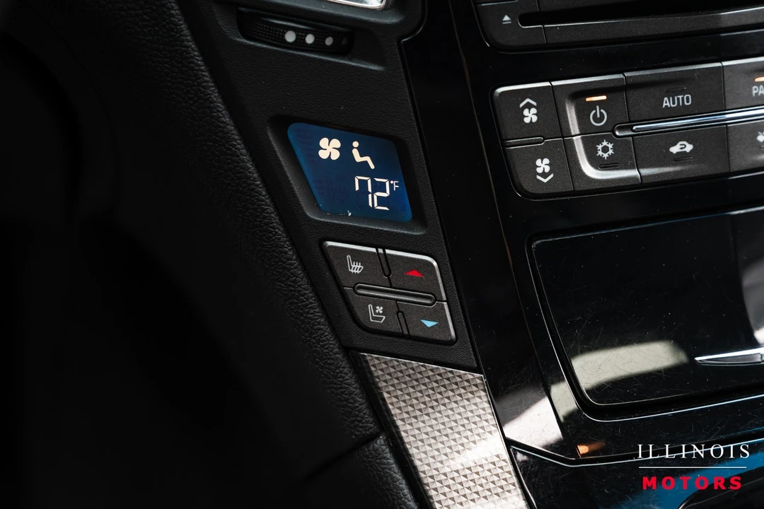 2011 Cadillac CTS-V 2nd Gen - Image 24 of 31