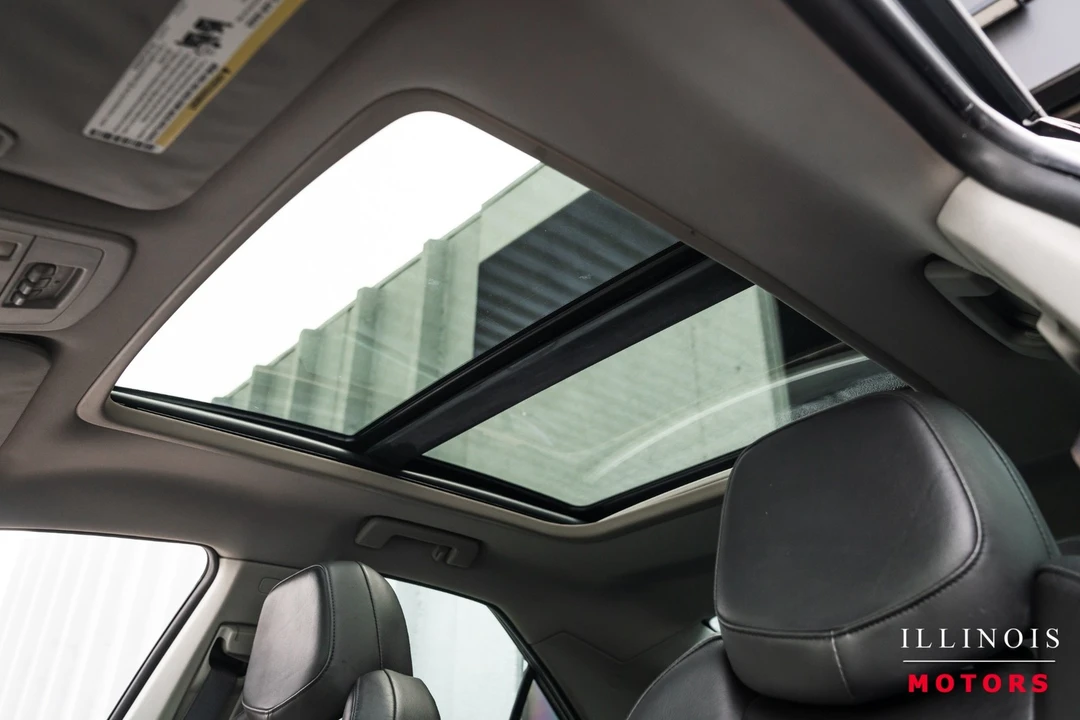 2011 Cadillac CTS-V 2nd Gen - Image 26 of 31