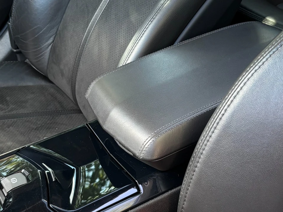 2011 Cadillac CTS-V 2nd Gen - Image 24 of 31