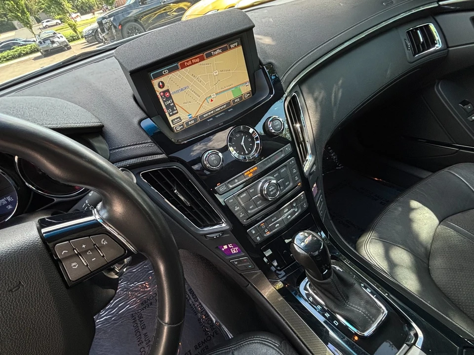 2011 Cadillac CTS-V 2nd Gen - Image 26 of 31