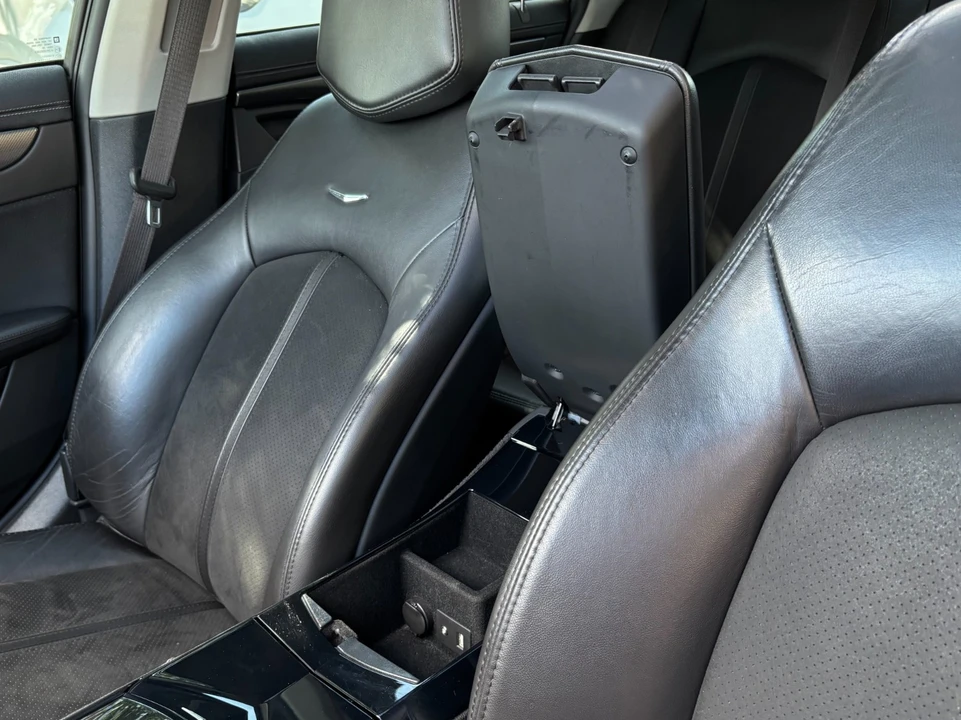 2011 Cadillac CTS-V 2nd Gen - Image 25 of 31