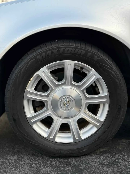 2011 Cadillac DTS - Image 15 of 20