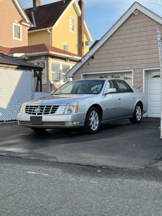 2011 Cadillac DTS - Image 3 of 20