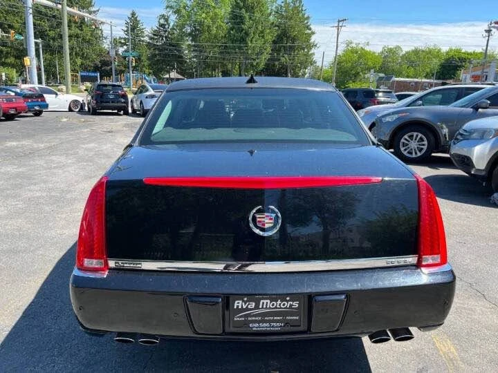 2011 Cadillac DTS - Image 6 of 20